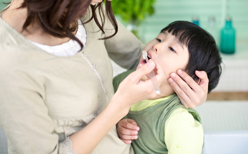 お子さまには仕上げ磨きを